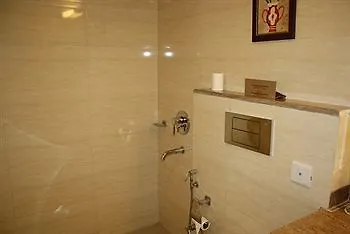 Hotel Classic Diplomat New Delhi 3*,